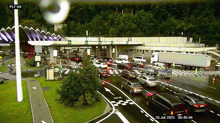 Webcam au péage du tunnel du Mont-Blanc, côté entrée France à Chamonix, au bout de l'A40
