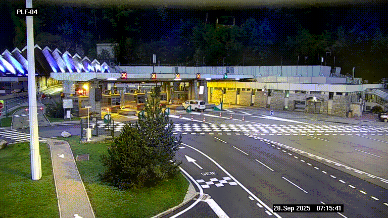 Webcam au péage du tunnel du Mont-Blanc, côté entrée France à Chamonix, au bout de l'A40
