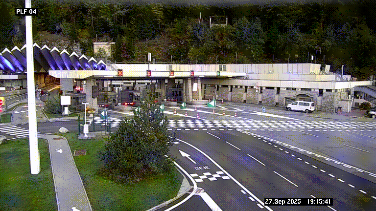 Webcam au péage du tunnel du Mont-Blanc, côté entrée France à Chamonix, au bout de l'A40