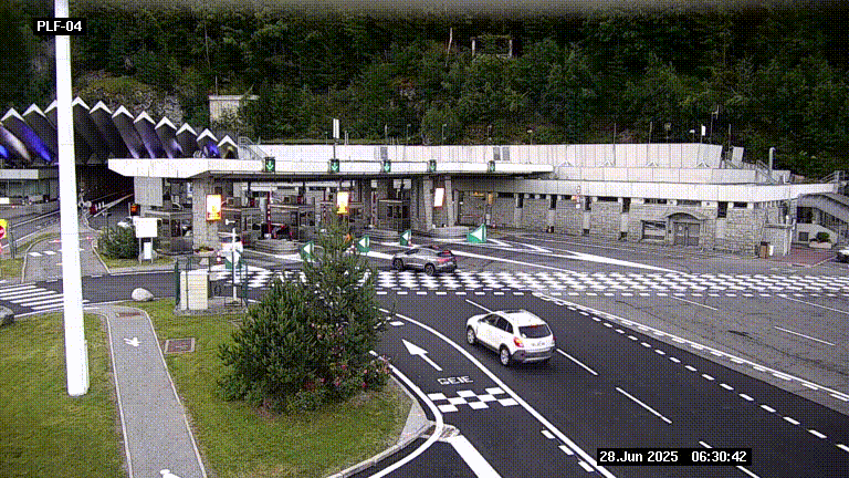 Webcam au péage du tunnel du Mont-Blanc, côté entrée France à Chamonix, au bout de l'A40
