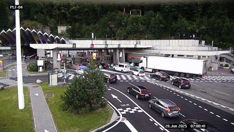 Webcam au péage du tunnel du Mont-Blanc, côté entrée France à Chamonix, au bout de l'A40
