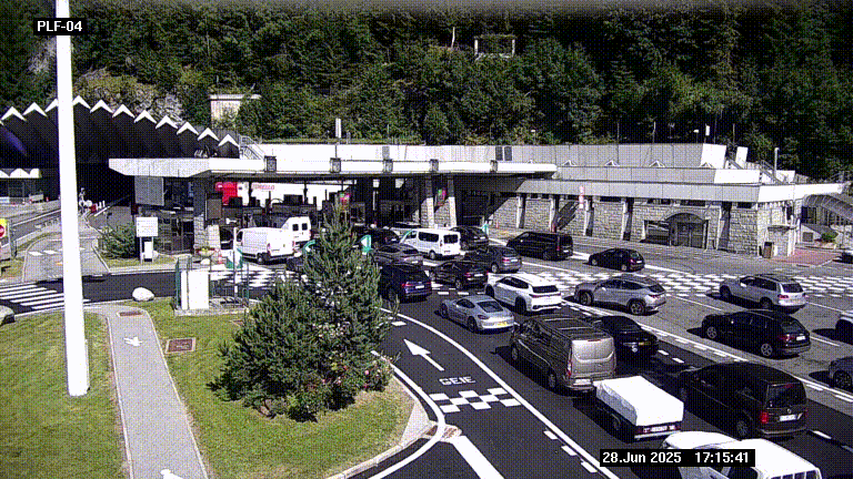 Webcam au péage du tunnel du Mont-Blanc, côté entrée France à Chamonix, au bout de l'A40