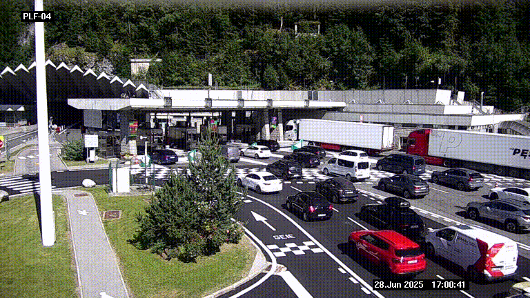 Webcam au péage du tunnel du Mont-Blanc, côté entrée France à Chamonix, au bout de l'A40