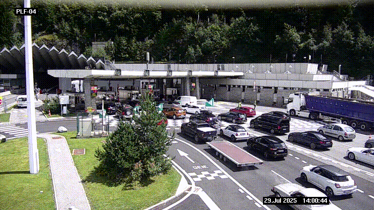 <h2>Webcam au péage du tunnel du Mont-Blanc, côté entrée France à Chamonix, au bout de l'A40</h2>