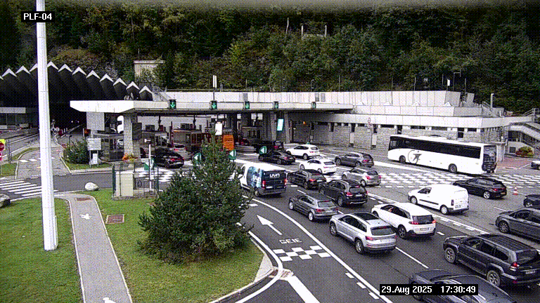 Webcam au péage du tunnel du Mont-Blanc, côté entrée France à Chamonix, au bout de l'A40