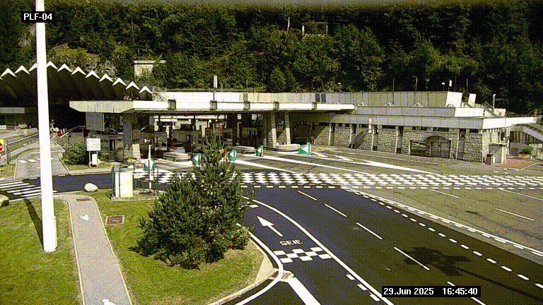 Webcam au péage du tunnel du Mont-Blanc, côté entrée France à Chamonix, au bout de l'A40