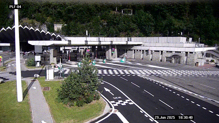 Webcam au péage du tunnel du Mont-Blanc, côté entrée France à Chamonix, au bout de l'A40