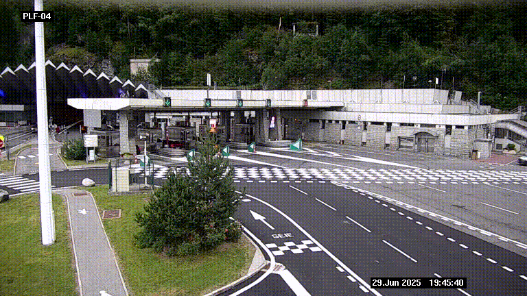 Webcam au péage du tunnel du Mont-Blanc, côté entrée France à Chamonix, au bout de l'A40