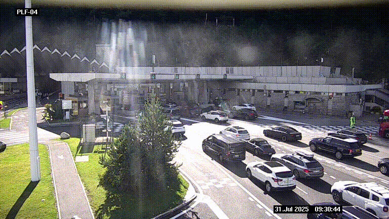 Webcam au péage du tunnel du Mont-Blanc, côté entrée France à Chamonix, au bout de l'A40