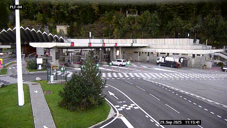 Webcam au péage du tunnel du Mont-Blanc, côté entrée France à Chamonix, au bout de l'A40