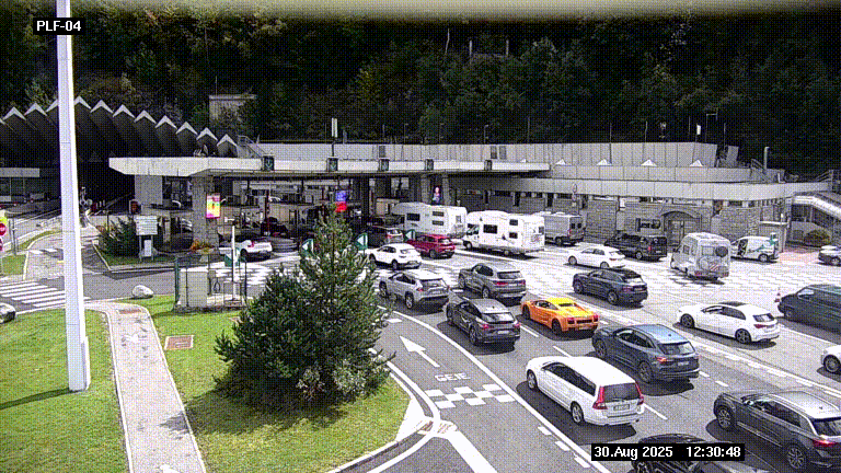 Webcam au péage du tunnel du Mont-Blanc, côté entrée France à Chamonix, au bout de l'A40