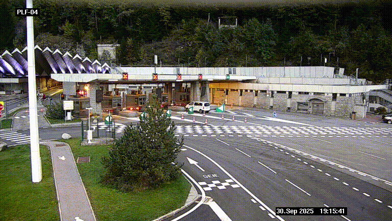 Webcam au péage du tunnel du Mont-Blanc, côté entrée France à Chamonix, au bout de l'A40