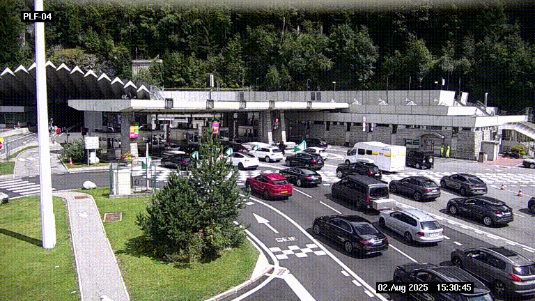 <h2>Webcam au péage du tunnel du Mont-Blanc, côté entrée France à Chamonix, au bout de l'A40</h2>