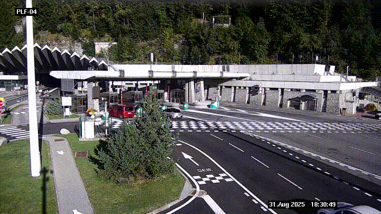 Webcam au péage du tunnel du Mont-Blanc, côté entrée France à Chamonix, au bout de l'A40