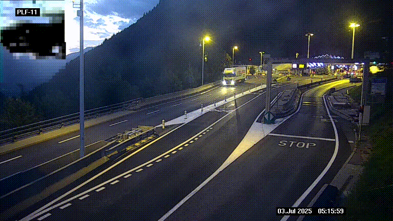 <h2>Caméra avant le péage du tunnel du Mont-Blanc, côté entrée France à Chamonix-Mont-Blanc, à la fin de la N205</h2>