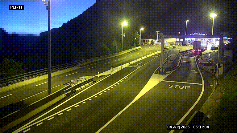 <h2>Caméra avant le péage du tunnel du Mont-Blanc, côté entrée France à Chamonix-Mont-Blanc, à la fin de la N205</h2>