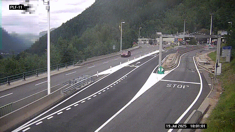 <h2>Caméra avant le péage du tunnel du Mont-Blanc, côté entrée France à Chamonix-Mont-Blanc, à la fin de la N205</h2>