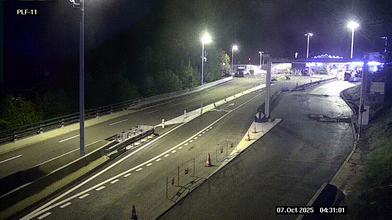Caméra avant le péage du tunnel du Mont-Blanc, côté entrée France à Chamonix-Mont-Blanc, à la fin de la N205