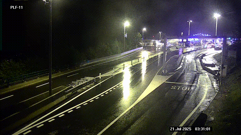 <h2>Caméra avant le péage du tunnel du Mont-Blanc, côté entrée France à Chamonix-Mont-Blanc, à la fin de la N205</h2>