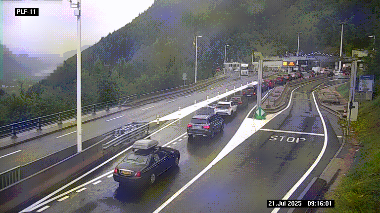 <h2>Caméra avant le péage du tunnel du Mont-Blanc, côté entrée France à Chamonix-Mont-Blanc, à la fin de la N205</h2>