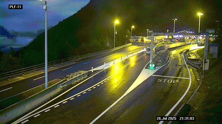 <h2>Caméra avant le péage du tunnel du Mont-Blanc, côté entrée France à Chamonix-Mont-Blanc, à la fin de la N205</h2>