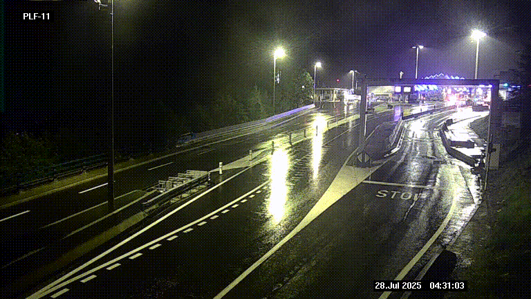 <h2>Caméra avant le péage du tunnel du Mont-Blanc, côté entrée France à Chamonix-Mont-Blanc, à la fin de la N205</h2>