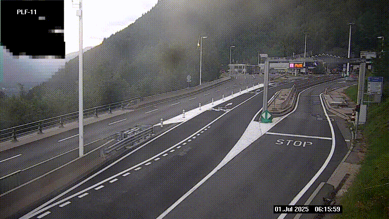 <h2>Caméra avant le péage du tunnel du Mont-Blanc, côté entrée France à Chamonix-Mont-Blanc, à la fin de la N205</h2>