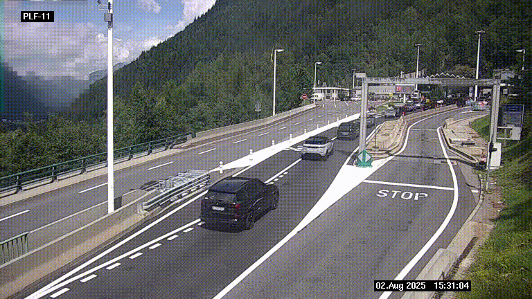 <h2>Caméra avant le péage du tunnel du Mont-Blanc, côté entrée France à Chamonix-Mont-Blanc, à la fin de la N205</h2>