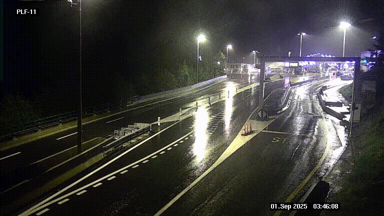 <h2>Caméra avant le péage du tunnel du Mont-Blanc, côté entrée France à Chamonix-Mont-Blanc, à la fin de la N205</h2>