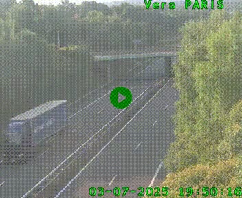 <h2>Caméra routière sur l'autoroute A20 au nord de Limoges, à la jonction avec la N520. Vue orientée vers Paris</h2>