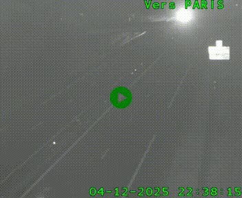 <h2>Caméra routière sur l'autoroute A20 au nord de Limoges, à la jonction avec la N520. Vue orientée vers Paris</h2>