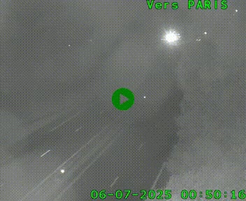 <h2>Caméra routière sur l'autoroute A20 au nord de Limoges, à la jonction avec la N520. Vue orientée vers Paris</h2>