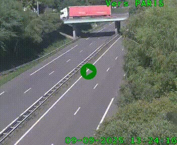 <h2>Caméra routière sur l'autoroute A20 au nord de Limoges, à la jonction avec la N520. Vue orientée vers Paris</h2>