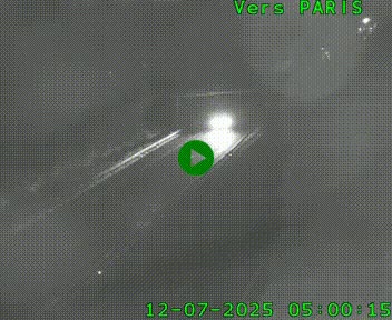 <h2>Caméra routière sur l'autoroute A20 au nord de Limoges, à la jonction avec la N520. Vue orientée vers Paris</h2>
