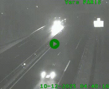 <h2>Caméra routière sur l'autoroute A20 au nord de Limoges, à la jonction avec la N520. Vue orientée vers Paris</h2>