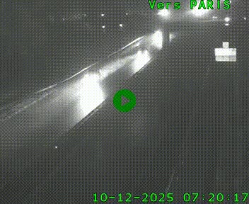 <h2>Caméra routière sur l'autoroute A20 au nord de Limoges, à la jonction avec la N520. Vue orientée vers Paris</h2>