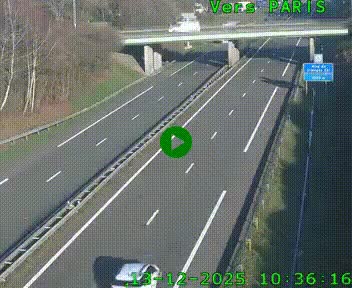 <h2>Caméra routière sur l'autoroute A20 au nord de Limoges, à la jonction avec la N520. Vue orientée vers Paris</h2>