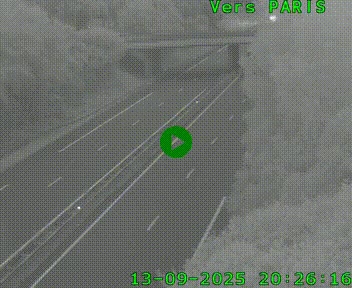 <h2>Caméra routière sur l'autoroute A20 au nord de Limoges, à la jonction avec la N520. Vue orientée vers Paris</h2>