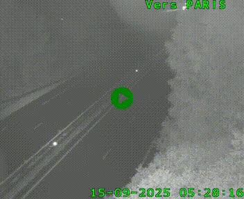 <h2>Caméra routière sur l'autoroute A20 au nord de Limoges, à la jonction avec la N520. Vue orientée vers Paris</h2>