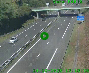 <h2>Caméra routière sur l'autoroute A20 au nord de Limoges, à la jonction avec la N520. Vue orientée vers Paris</h2>