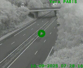 <h2>Caméra routière sur l'autoroute A20 au nord de Limoges, à la jonction avec la N520. Vue orientée vers Paris</h2>