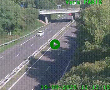 <h2>Caméra routière sur l'autoroute A20 au nord de Limoges, à la jonction avec la N520. Vue orientée vers Paris</h2>