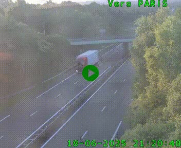 <h2>Caméra routière sur l'autoroute A20 au nord de Limoges, à la jonction avec la N520. Vue orientée vers Paris</h2>