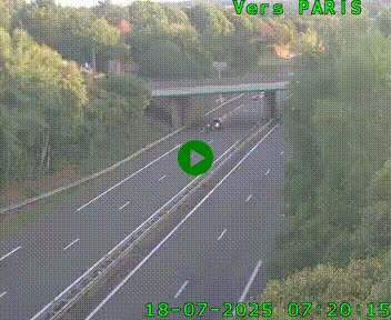 <h2>Caméra routière sur l'autoroute A20 au nord de Limoges, à la jonction avec la N520. Vue orientée vers Paris</h2>