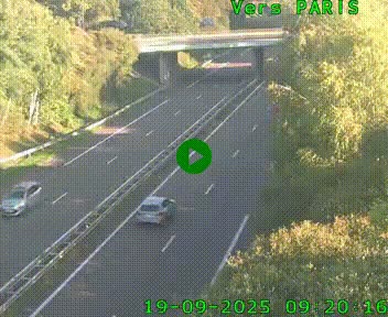 <h2>Caméra routière sur l'autoroute A20 au nord de Limoges, à la jonction avec la N520. Vue orientée vers Paris</h2>