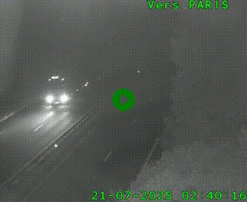 <h2>Caméra routière sur l'autoroute A20 au nord de Limoges, à la jonction avec la N520. Vue orientée vers Paris</h2>