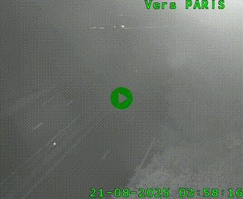 <h2>Caméra routière sur l'autoroute A20 au nord de Limoges, à la jonction avec la N520. Vue orientée vers Paris</h2>