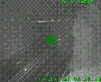 <h2>Caméra routière sur l'autoroute A20 au nord de Limoges, à la jonction avec la N520. Vue orientée vers Paris</h2>