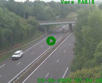<h2>Caméra routière sur l'autoroute A20 au nord de Limoges, à la jonction avec la N520. Vue orientée vers Paris</h2>