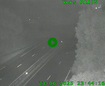 <h2>Caméra routière sur l'autoroute A20 au nord de Limoges, à la jonction avec la N520. Vue orientée vers Paris</h2>